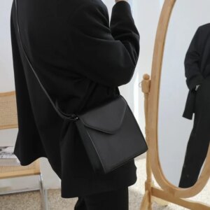 2025 NEW KOREAN VERSION OF THE SIMPLE VERTICAL CELL PHONE BAG LEATHER SENIOR SENSE SHOULDER BAG MEN INS WIND CROSSBODY BAGS - AliExpress 1524